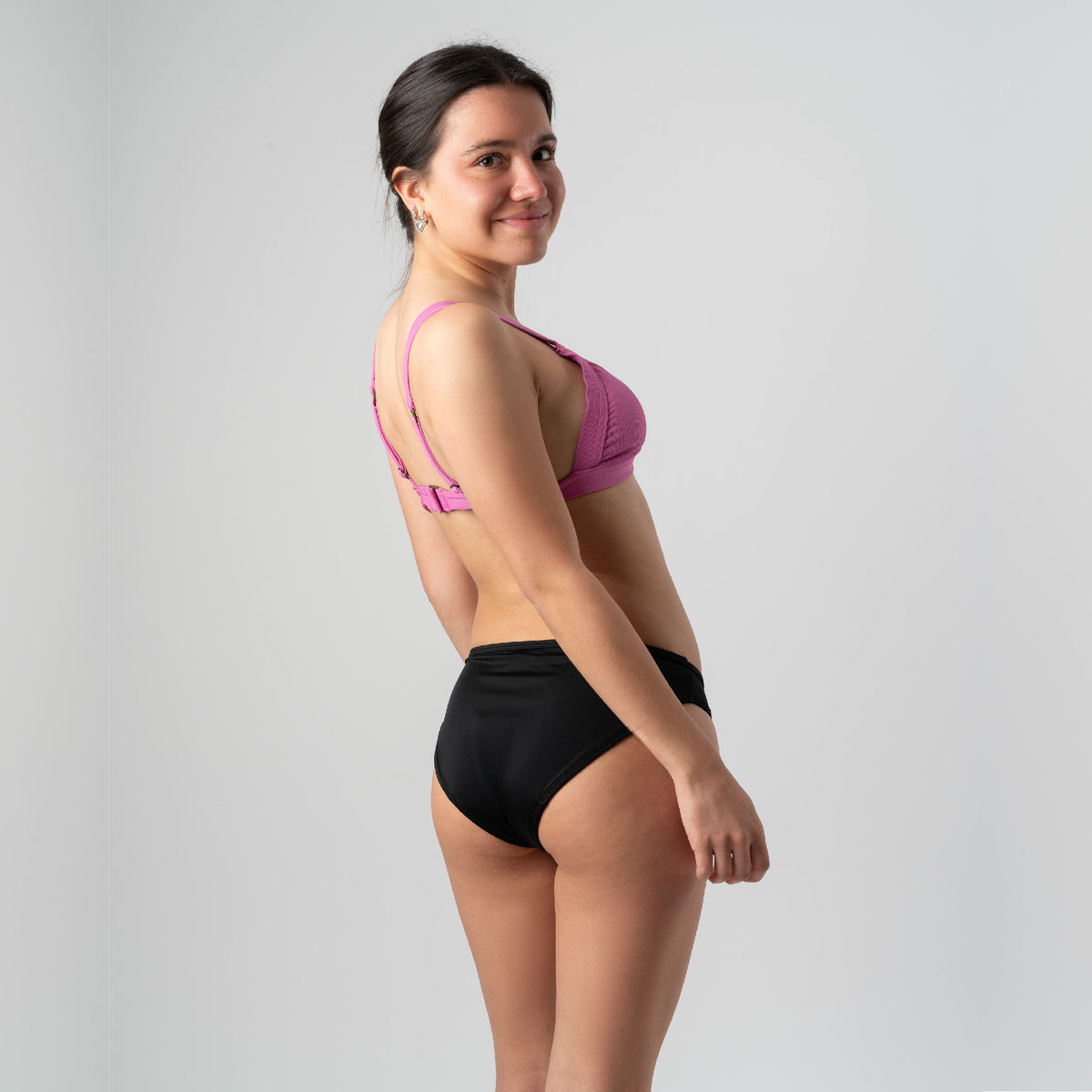 TRAJE DE BAÑO BIKINI Flujo Moderado